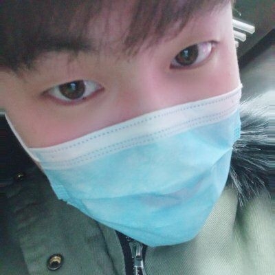 大学生的第一张照片--山西交友中心